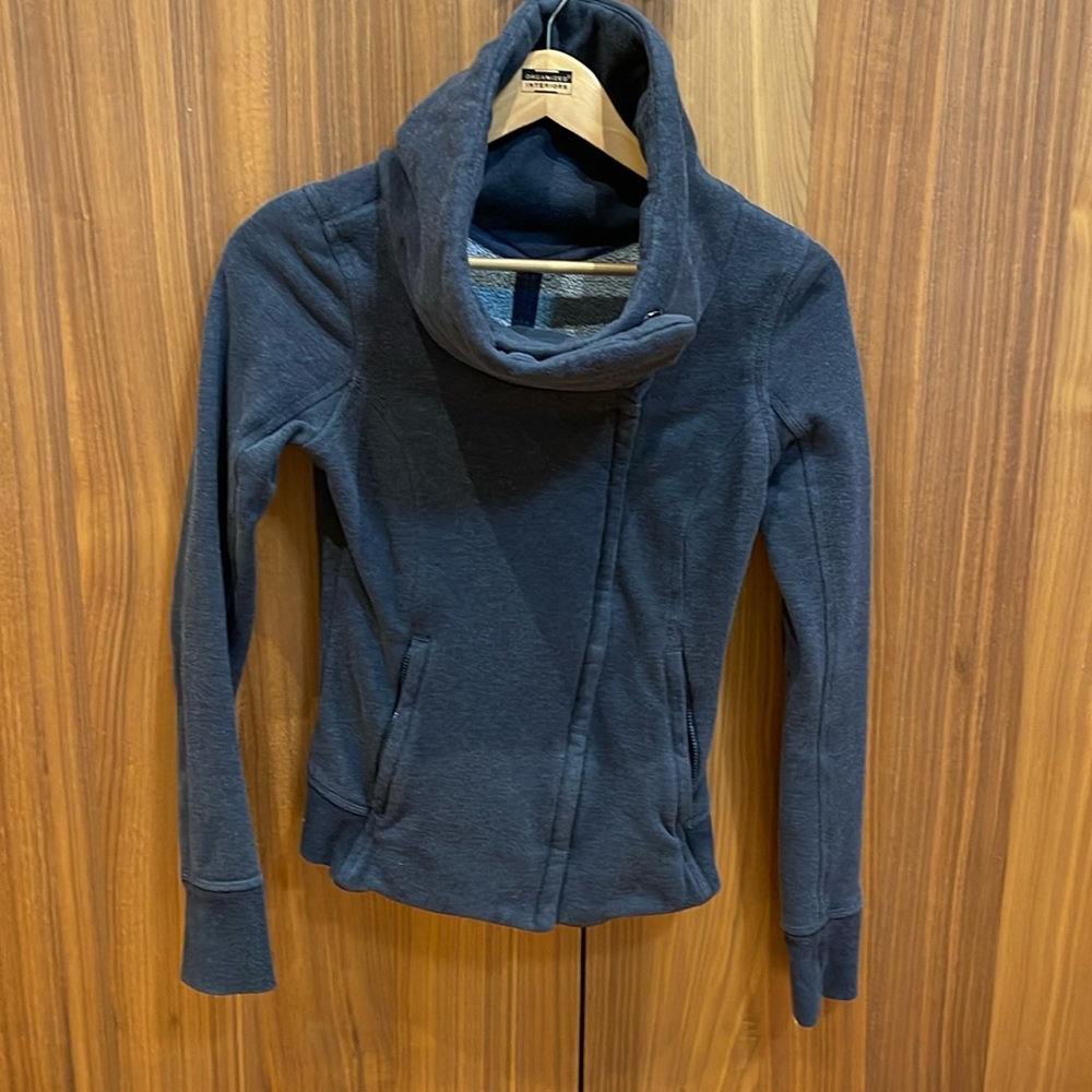 Lululemon zip up